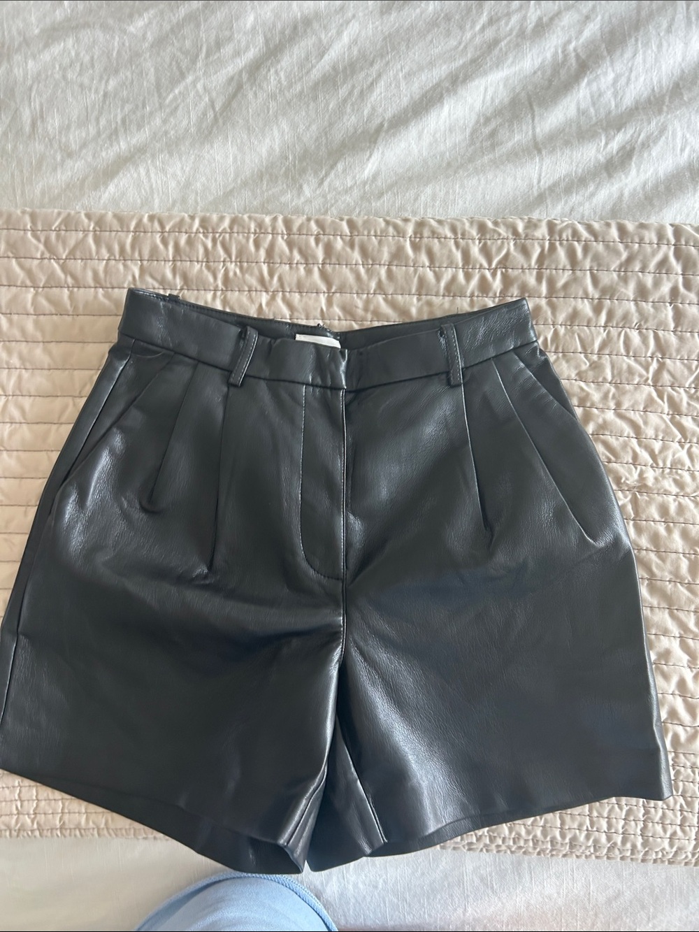 Wilfred - Black Faux Leather Pleated Tailored Shorts